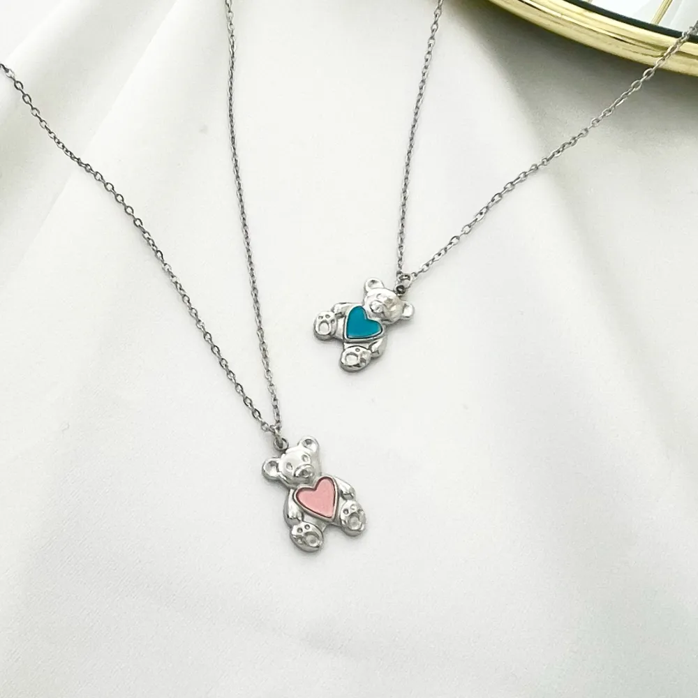 Orsetto con Cuore Smaltato-Collana Girocollo in Acciaio - CAC-413-3005