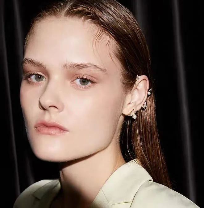 Farfalla Perla-Earcuff in Ottone - EAK-705-03