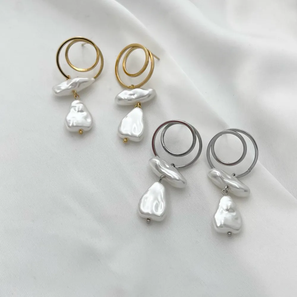 Doppio Cerchio con Perla-Orecchini in Acciaio - OAP-729-20