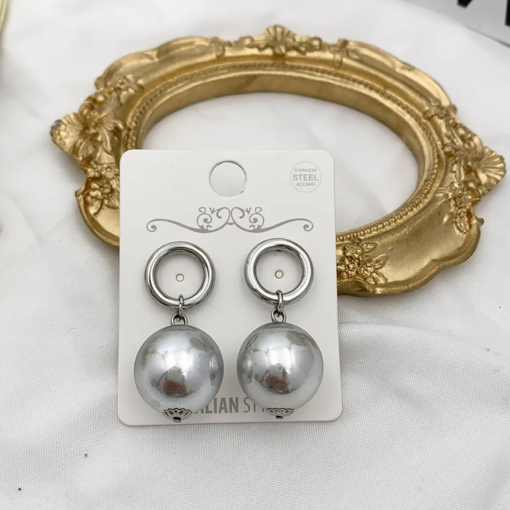 Ball-Orecchini in Acciaio - OAP-732-240