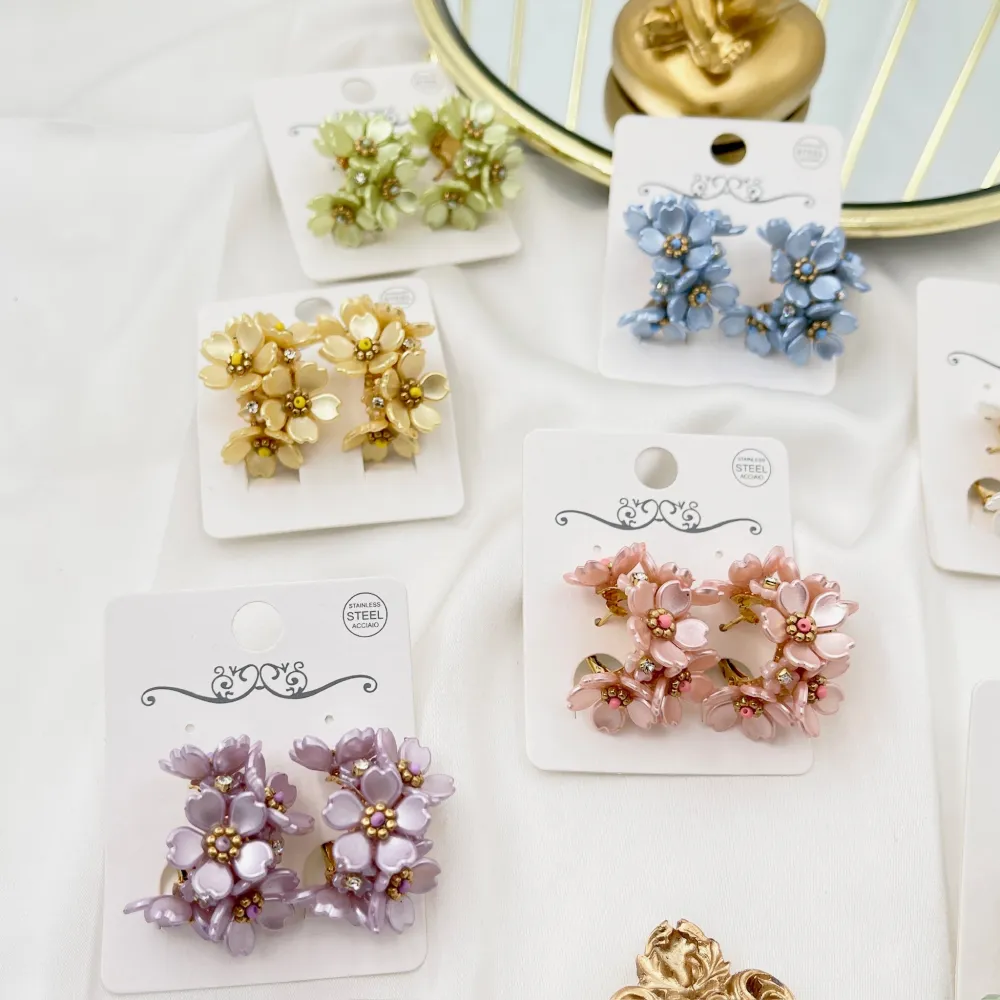 Cerchio Con fiore-Orecchini in Acciaio - OAP-732-344