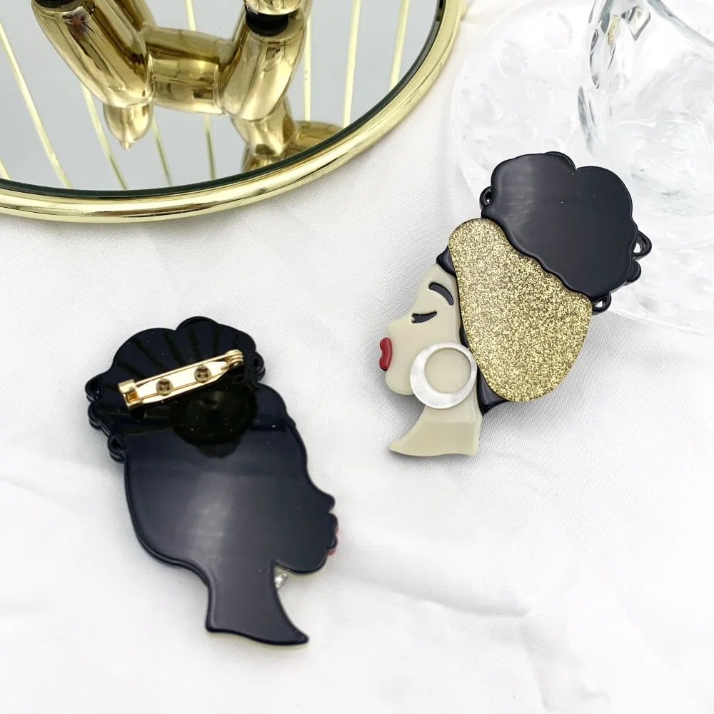 Donna-Spilla Moda in Resina - SPM-0853 S