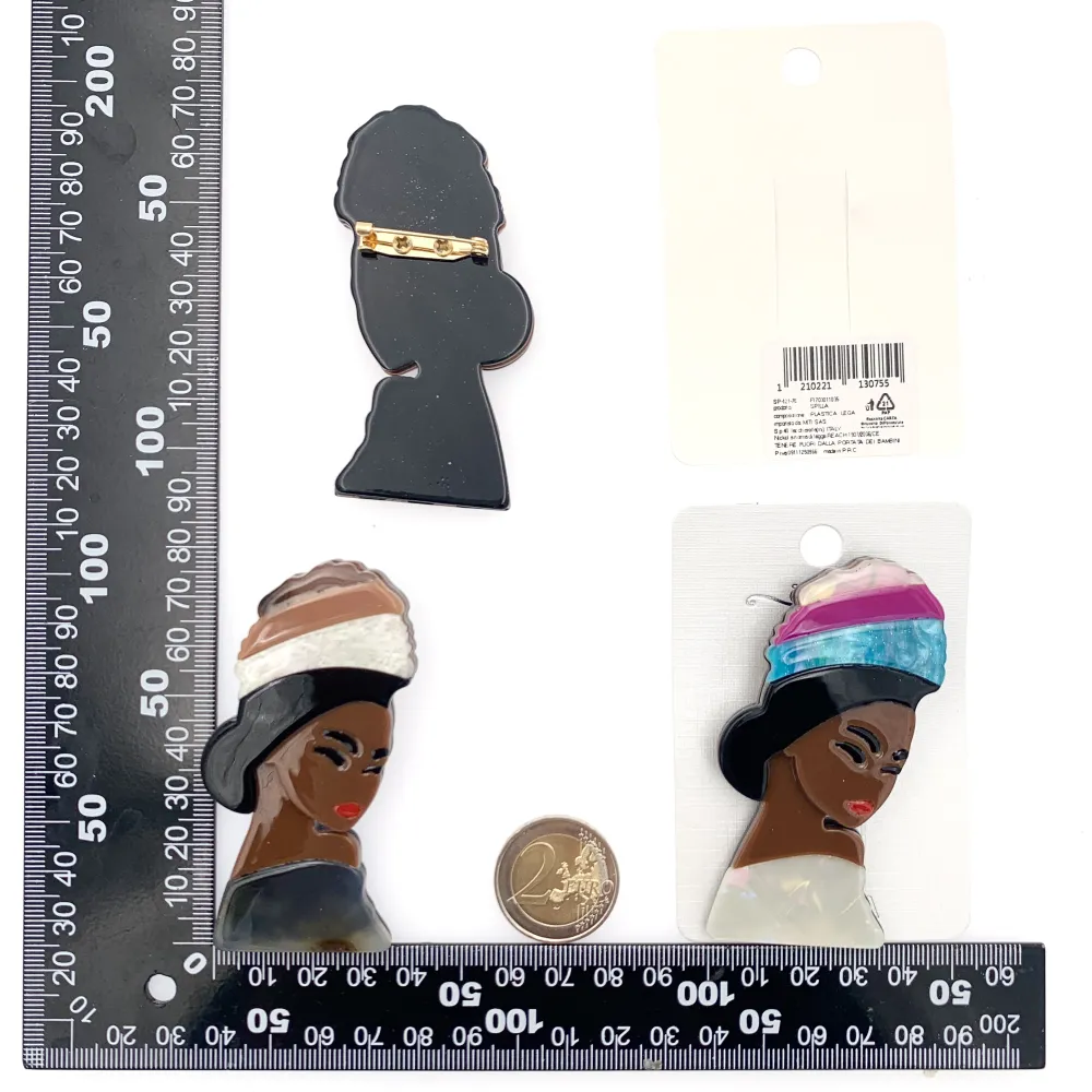 Donna-Spilla Moda in Resina - SPM-121-75