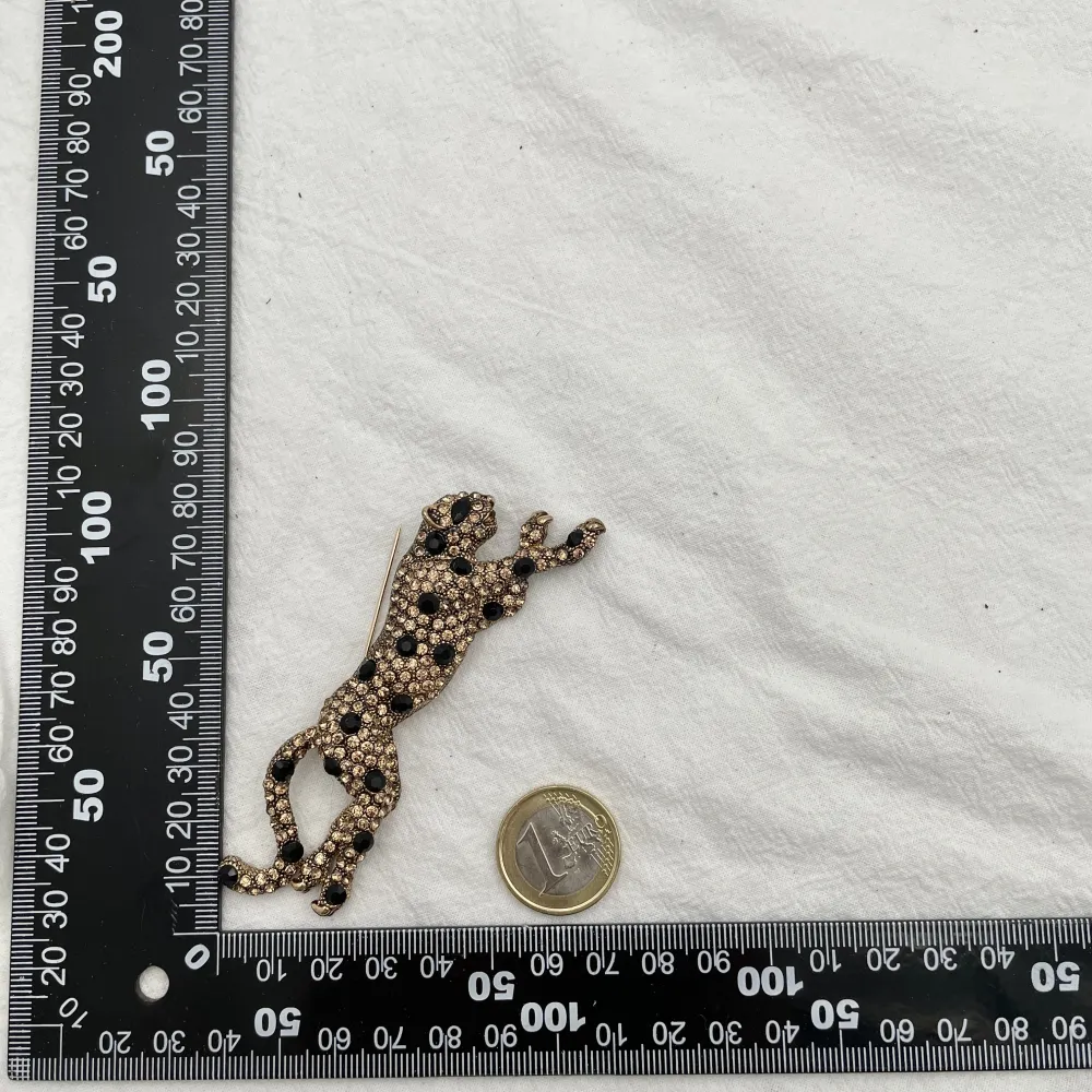 Pantera-Spilla con Strass - SPM-321-179