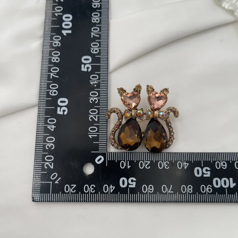 Doppio Gatto - Spilla con Strass - SPM-321-247