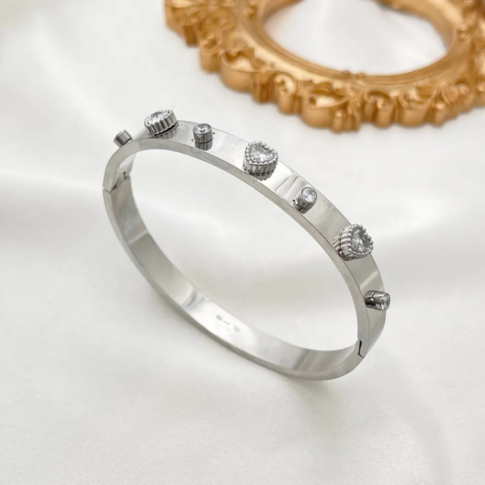 Punto Luce Cuore-Bracciale Rigido in Acciaio - BAR-413-3105