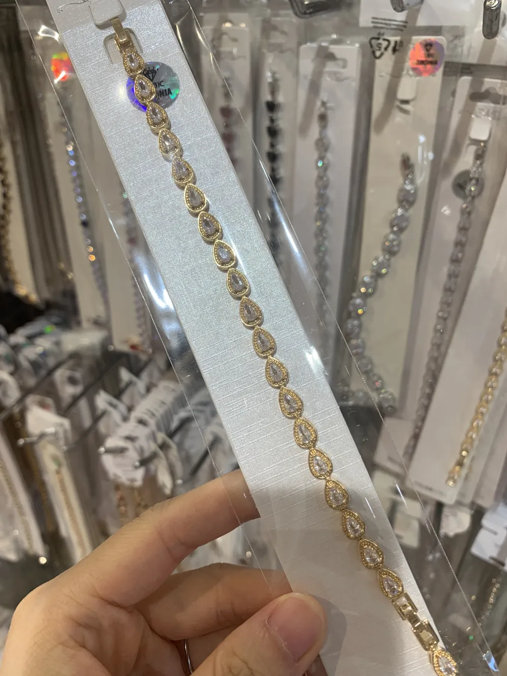 Goccia -Bracciale con Zirconia - BMZ-109-L17