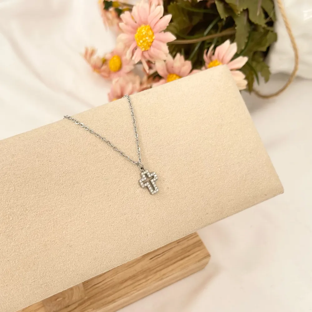 Croce-Collana Corta in Acciaio - CAC-103-AA2834N