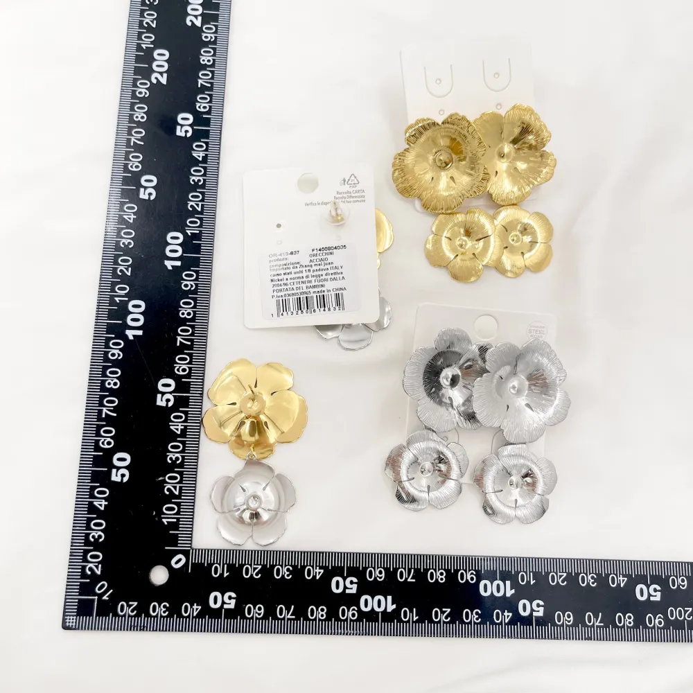 Fiore -Orecchini in Acciaio - OAP-413-837