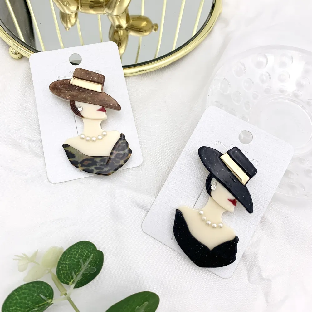 Donna-Spilla Moda in Resina - SPM-1042