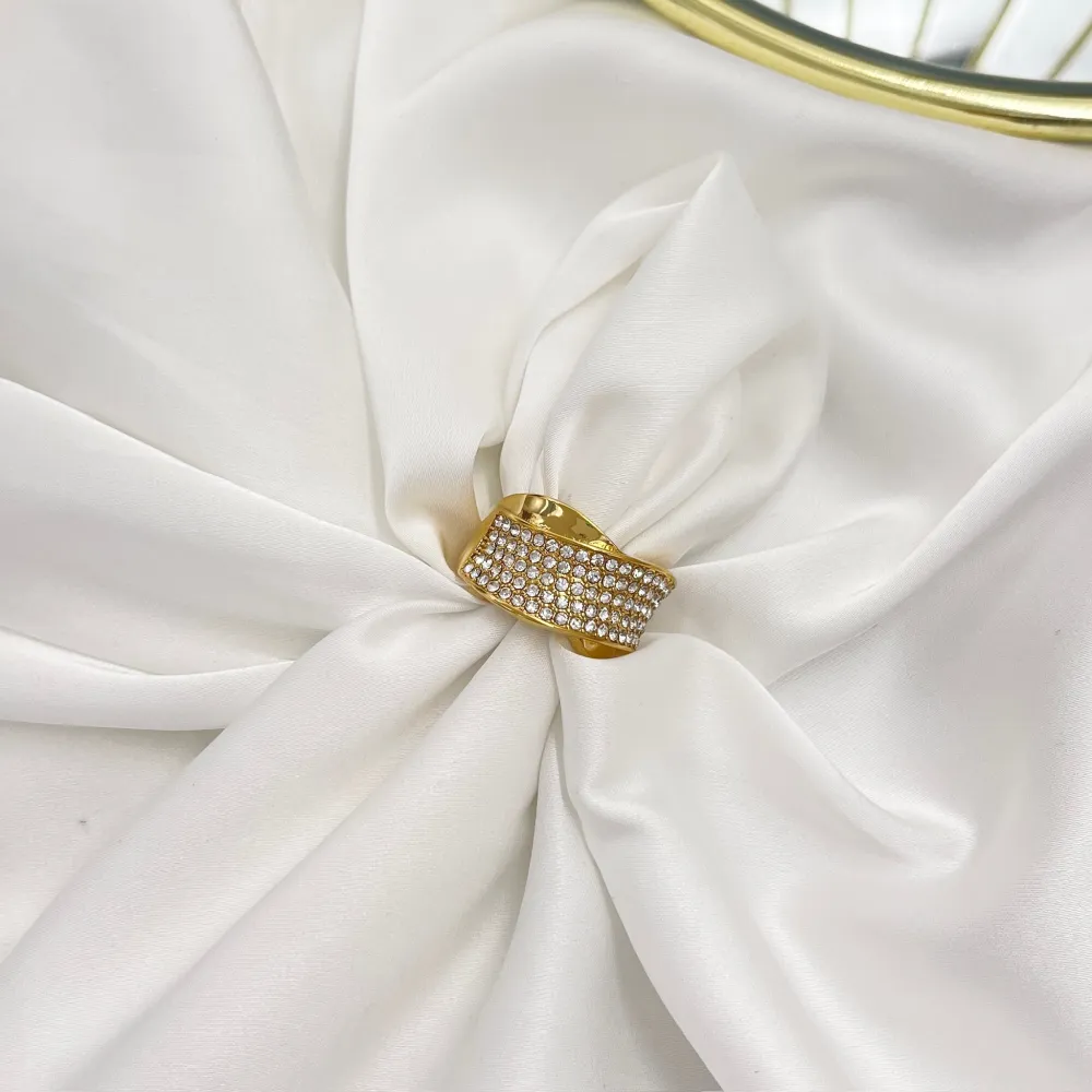 Onda con Strass-Anello in Acciaio con Misura - AAM-103-AA2011R