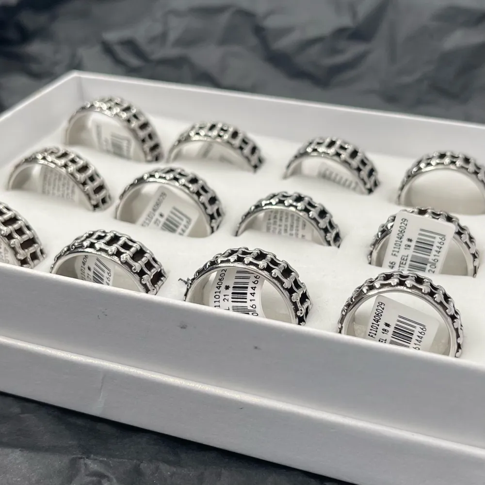 Fede con Catena-Anello in Acciaio con Misure - AAM-423-46