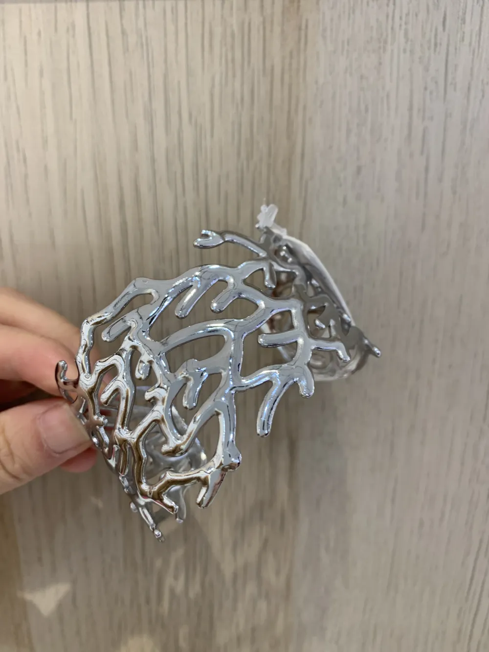 Corallo Smaltato-Bracciale Rigido in Acciaio - BAR-732-189