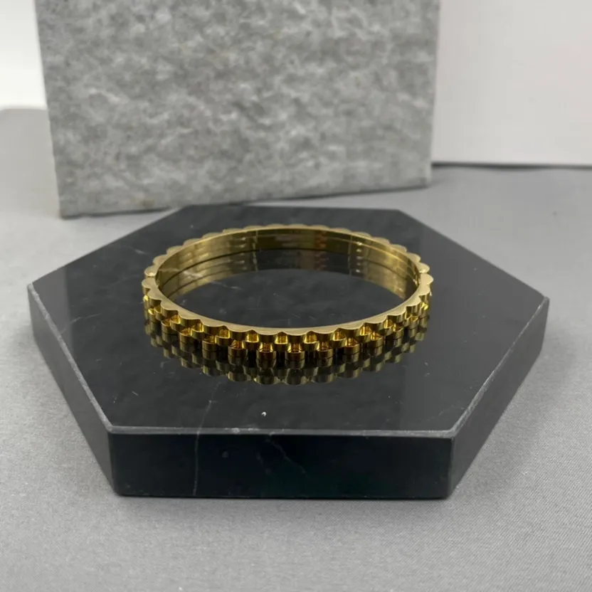 Semplice -Bracciale Rigido in Acciaio da Uomo - BAU-413-1244
