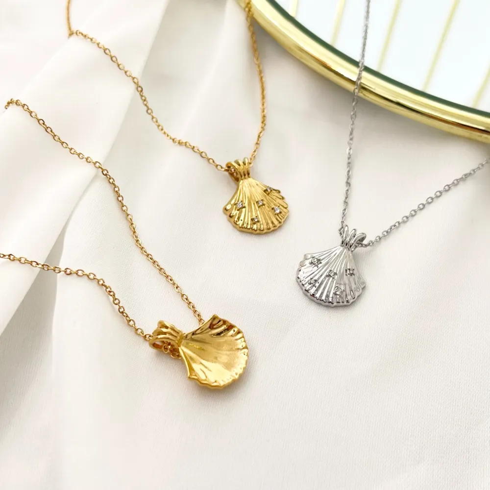 Conchiglia con Punti Luci-Collana Girocollo in Acciaio - CAC-103-AA3503N