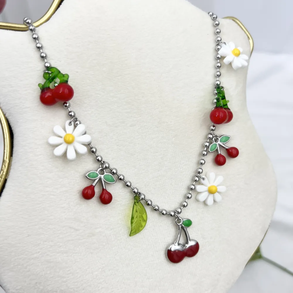 Ciliegia  Margherita -Collana Corta in Acciaio - CAC-732-384