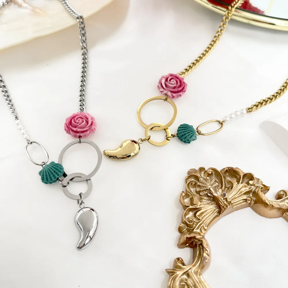 Fiore conchiglia -Collana Corta in Acciaio - CAC-765-09