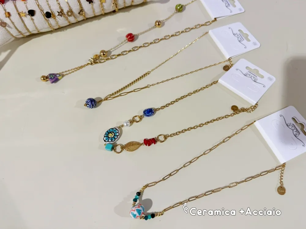 Foglia Soggetti in Ceramica -Collana Corta in Acciaio - CAC-765-51