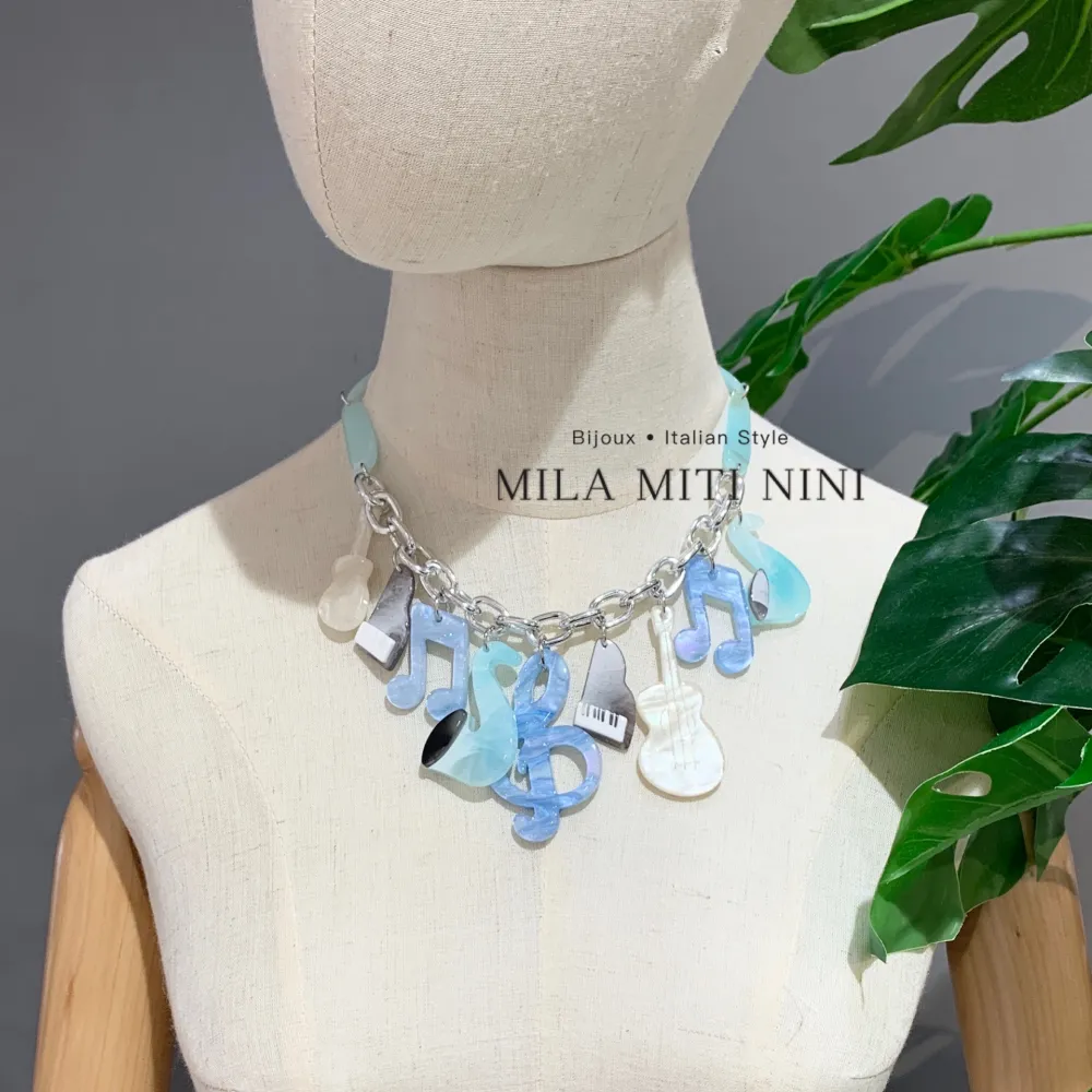 Nota Musicale-Collana Corta in Resina - CMC-13756A