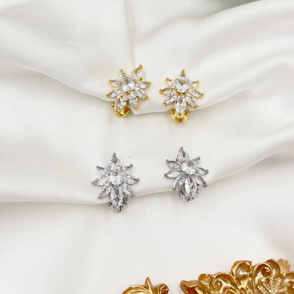 Fiore-Orecchini a Clip con Zirconia - OMK-493-30