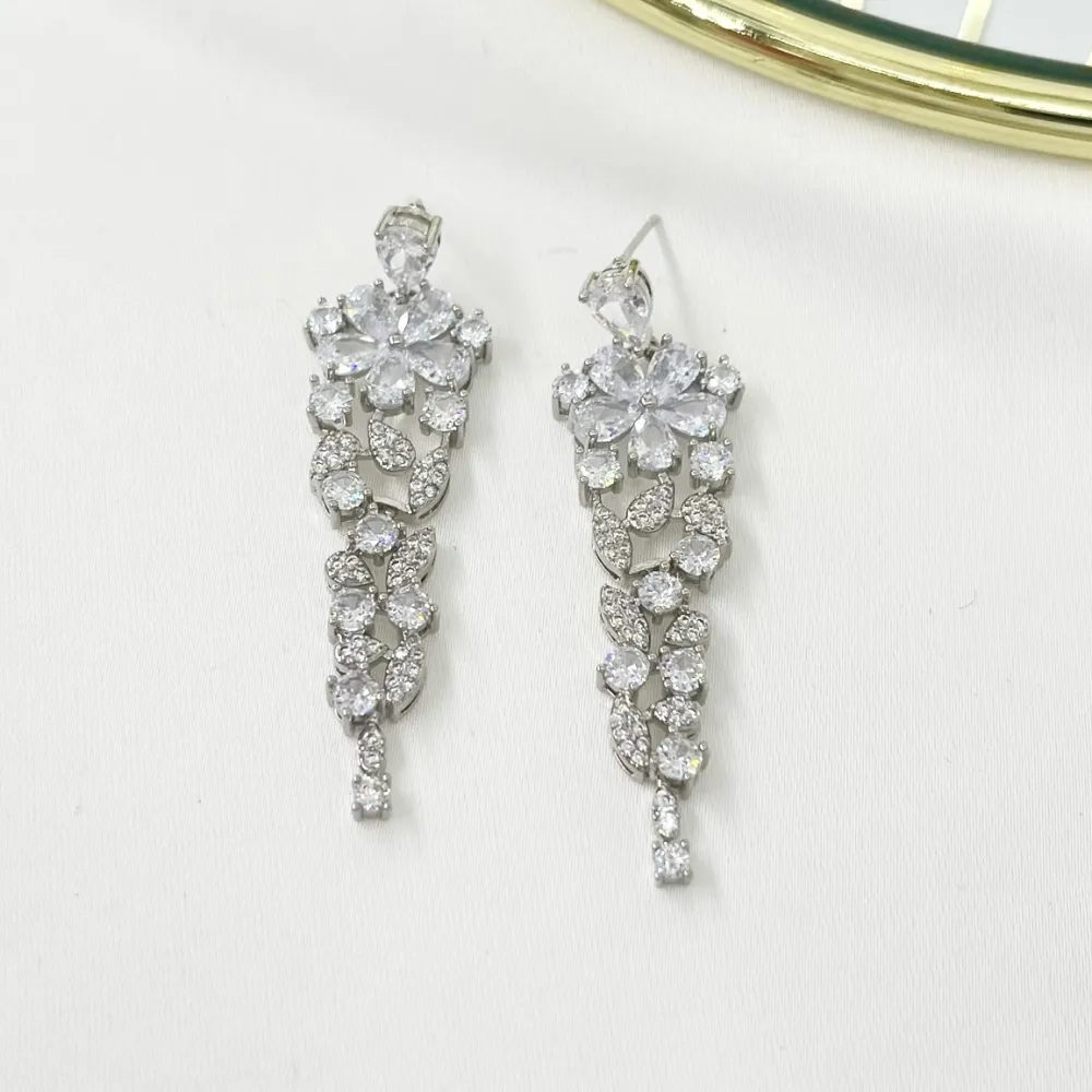 Fiore-Orecchini in Ottone e Zirconia - OMZ-103-AA2727E