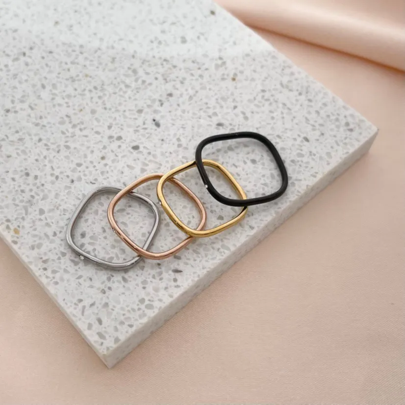 Fedine Quadrato con P.Luce-120Pz Anelli in Acciaio con Misura - AAM-413-335