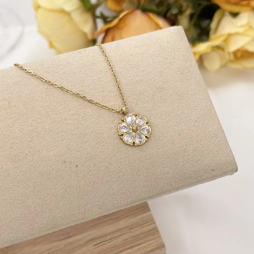 Fiore con Zirconia-Collana Corta in Acciaio - CAC-103-AA2426N