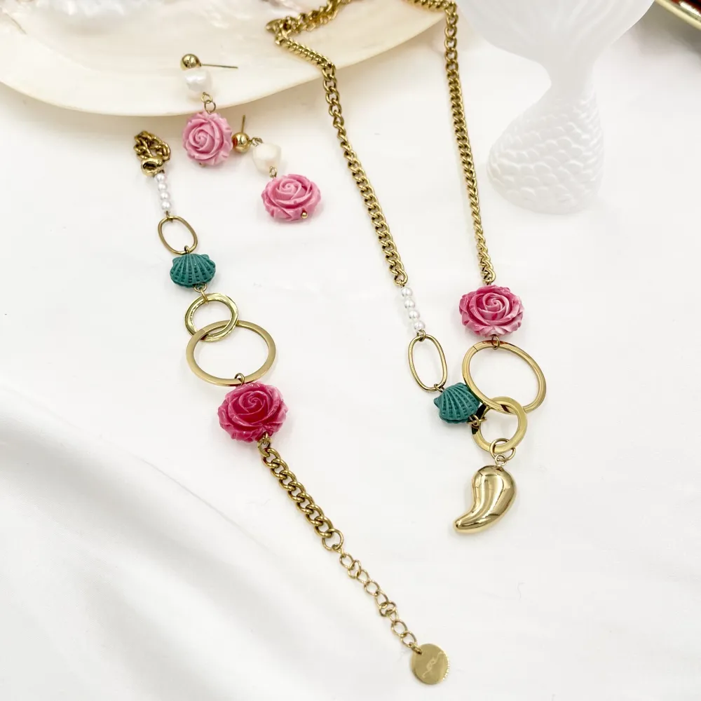 Fiore conchiglia -Collana Corta in Acciaio - CAC-765-09