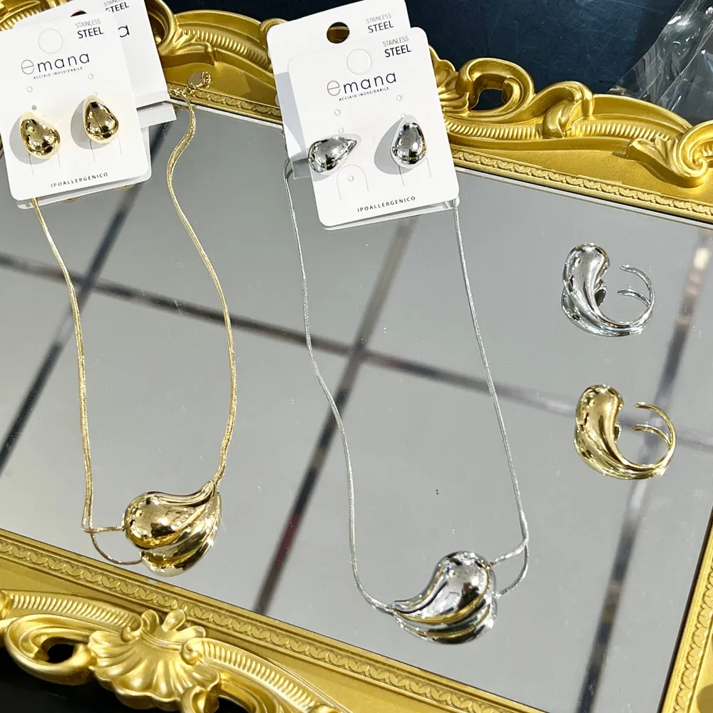 Goccia Media-Orecchini in Acciaio - OAP-103-AA3073E M 31mm