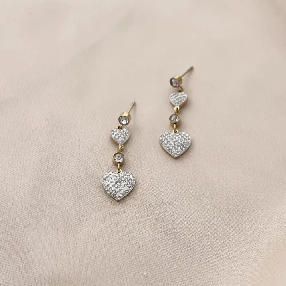 Doppio Cuore Pendente con Strass-Orecchini in Acciaio - OAP-413-1209