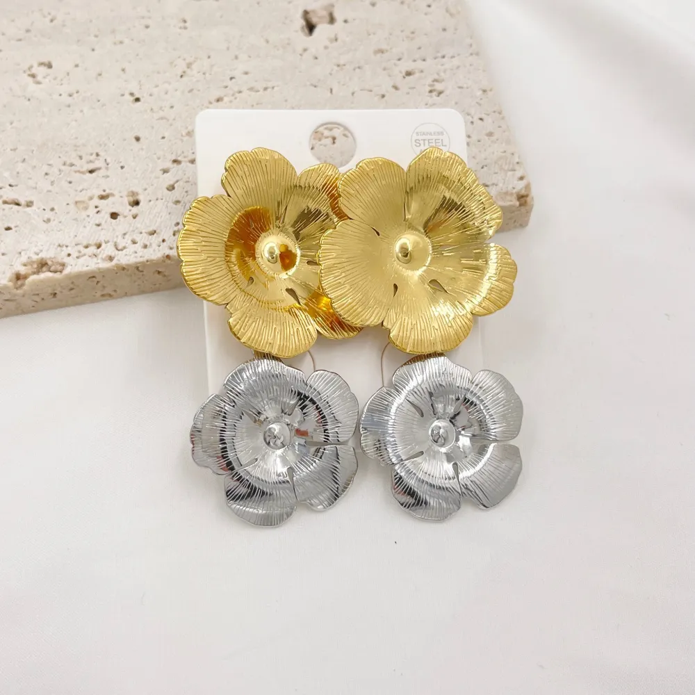 Fiore -Orecchini in Acciaio - OAP-413-837