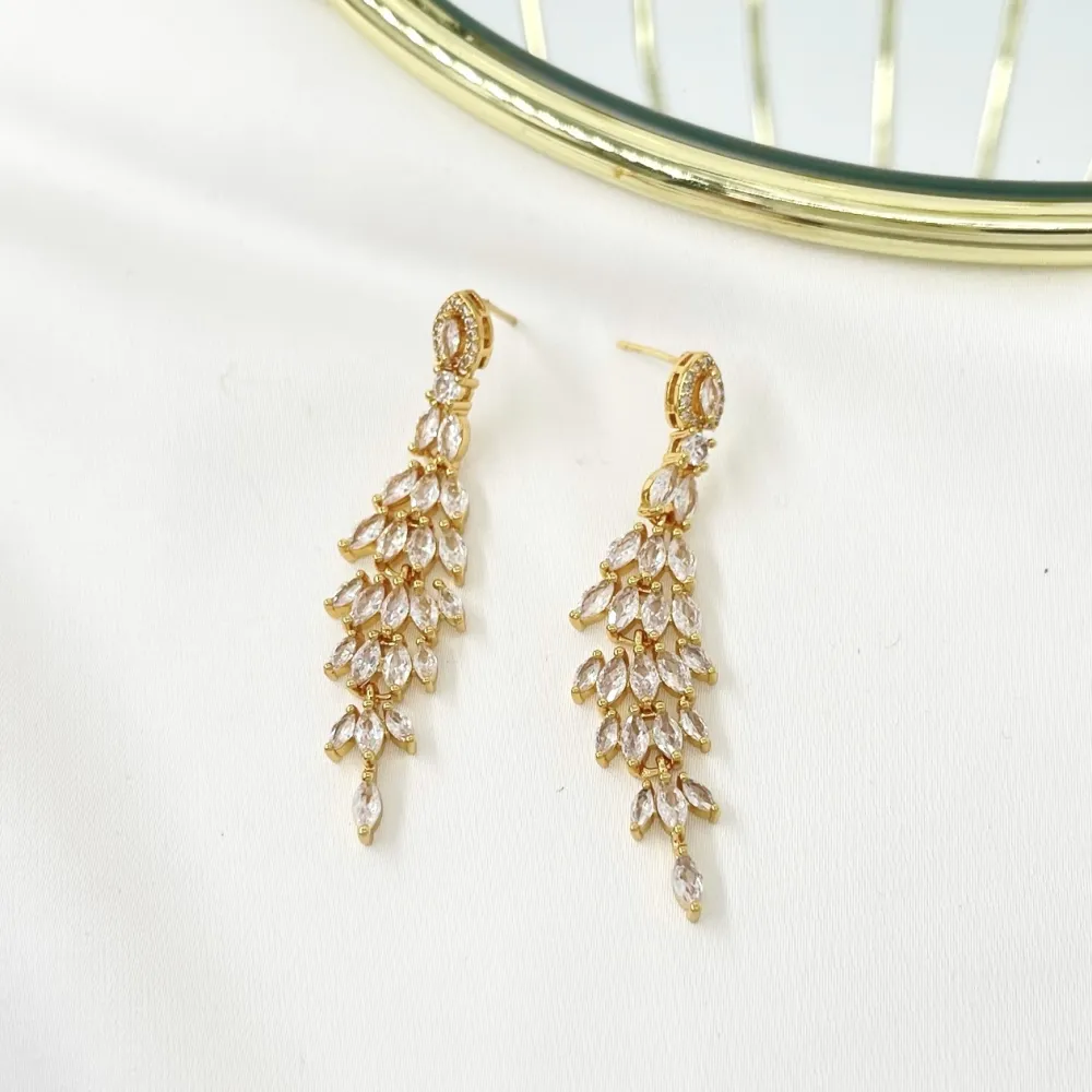 Fiore-Orecchini in Ottone e Zirconia - OMZ-103-AA27128E