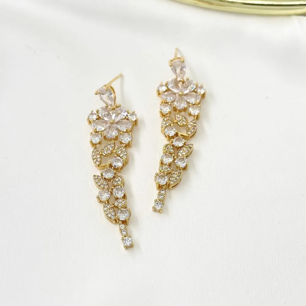 Fiore-Orecchini in Ottone e Zirconia - OMZ-103-AA2727E