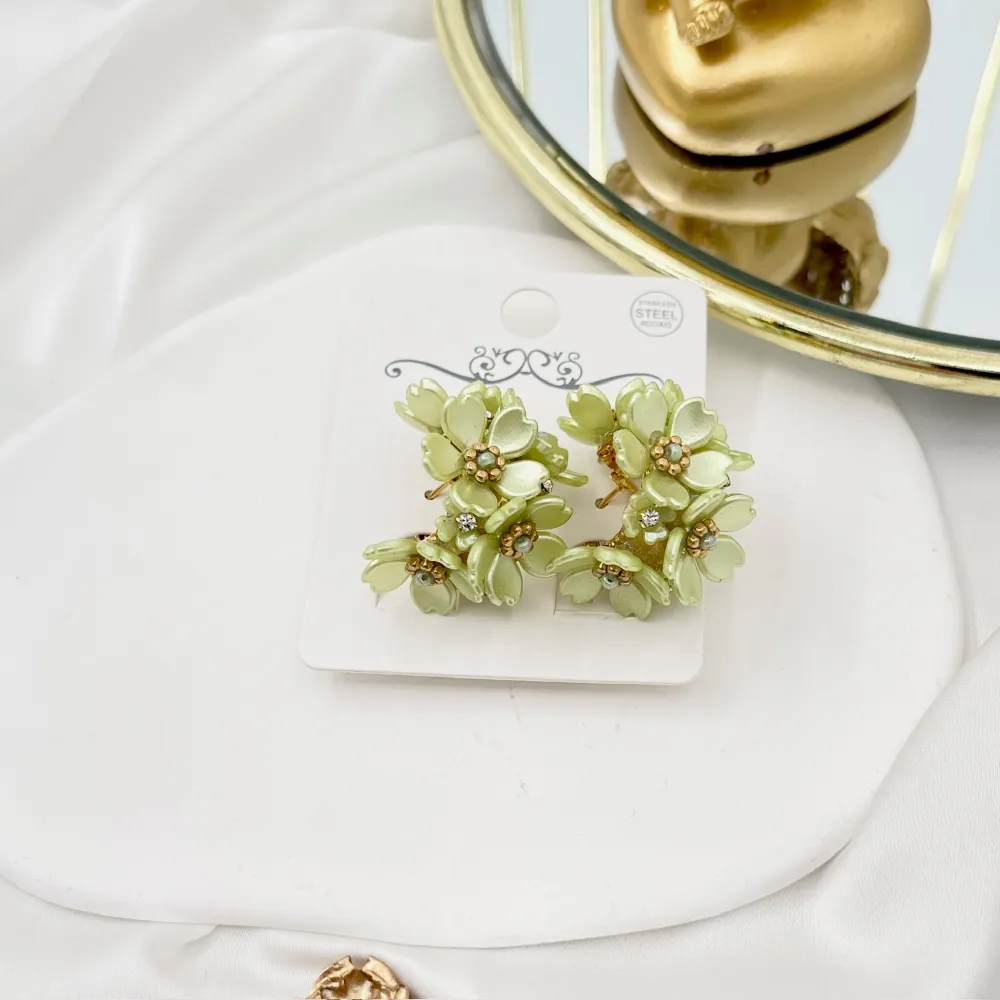 Cerchio Con fiore-Orecchini in Acciaio - OAP-732-344