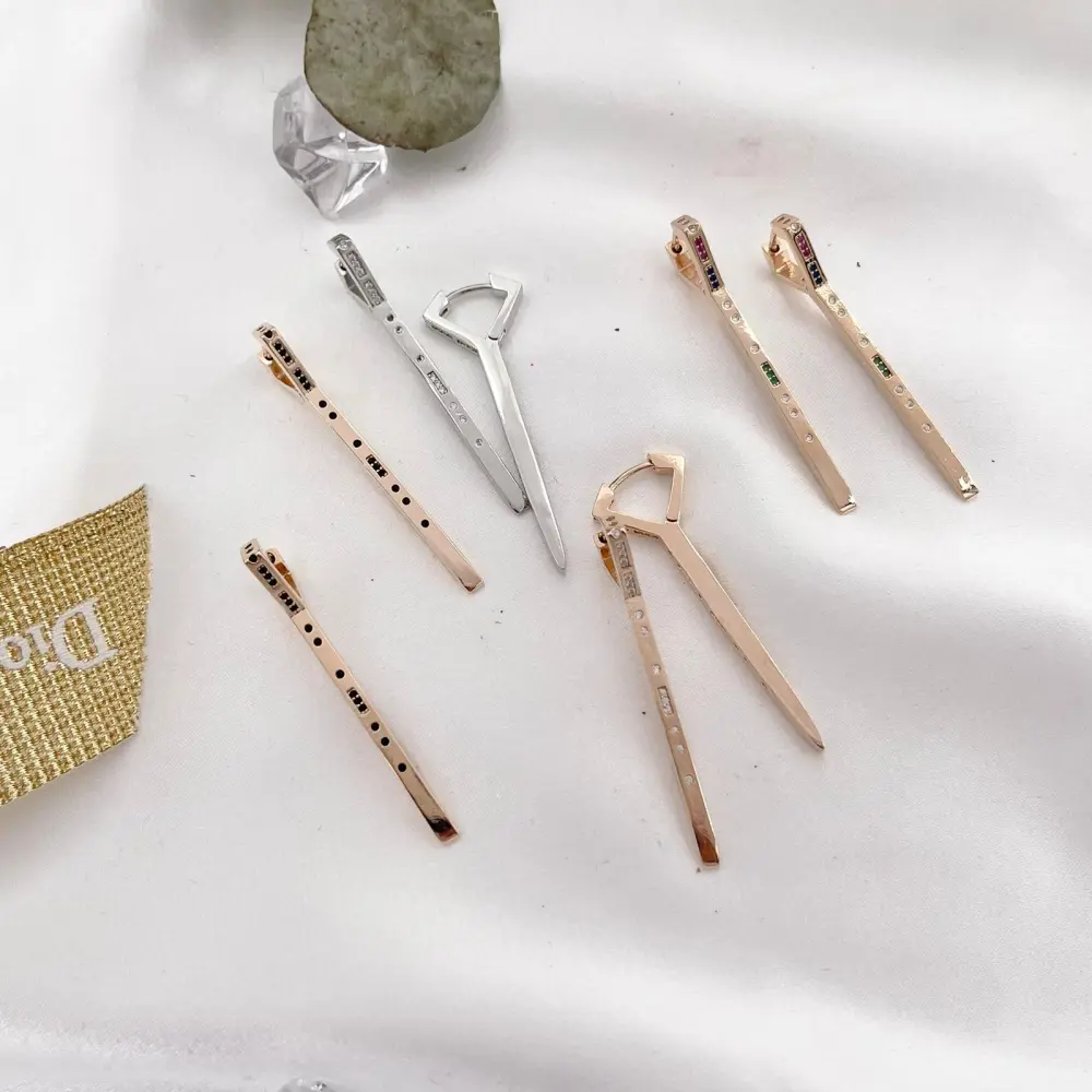 OMZ7641-Chiodo-Orecchini con Cubic Zirconia - OMZ7641-Chiodo-Orecchini con Cubic Zirconia