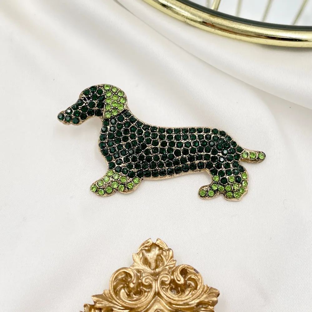 Cagnolino Bassotto -Spilla Media in Metallo - SPM-312-333