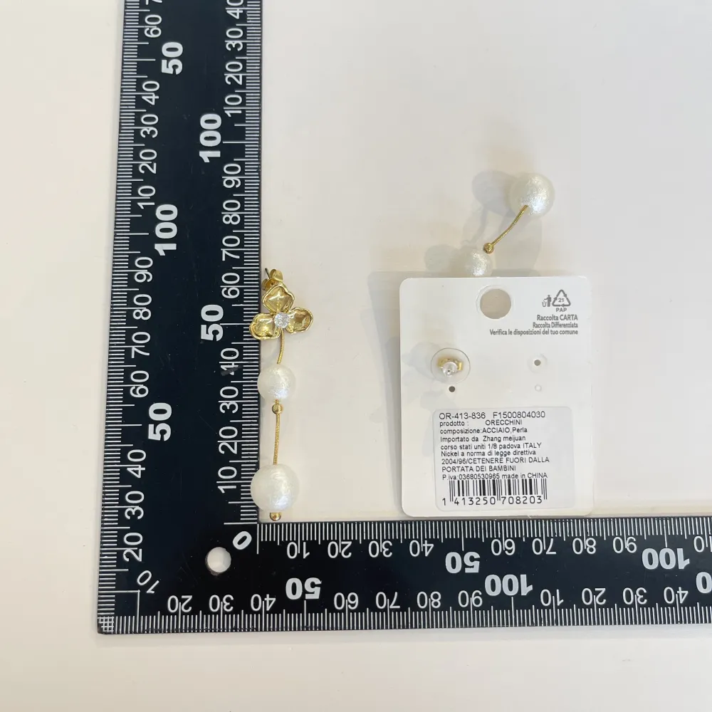 Fiore con Perla Goccia -Orecchini in Acciaio - OR-413-836