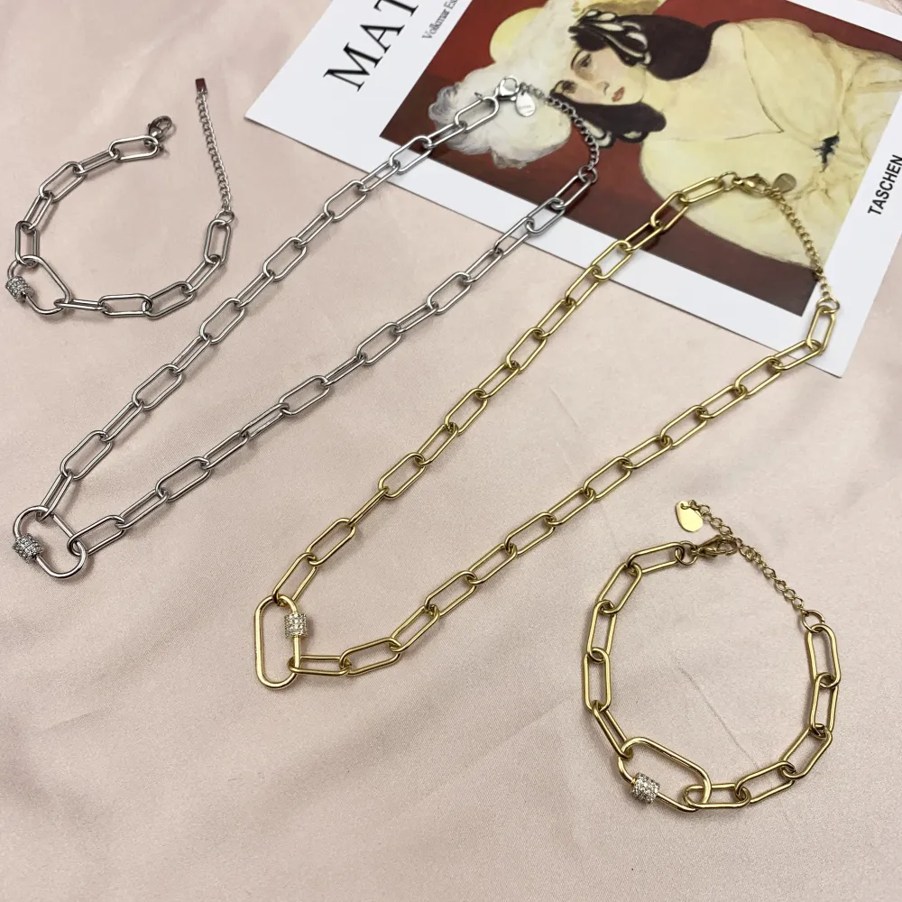 CAC7046-Ovale Zirconia- Collana Corta in Acciaio_2