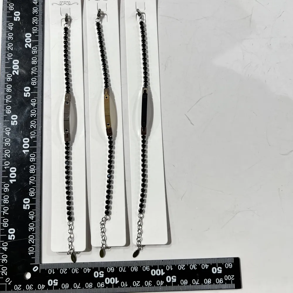 Placca semplice con punto luce-Bracciale Uomo in Acciaio - BR-775-45