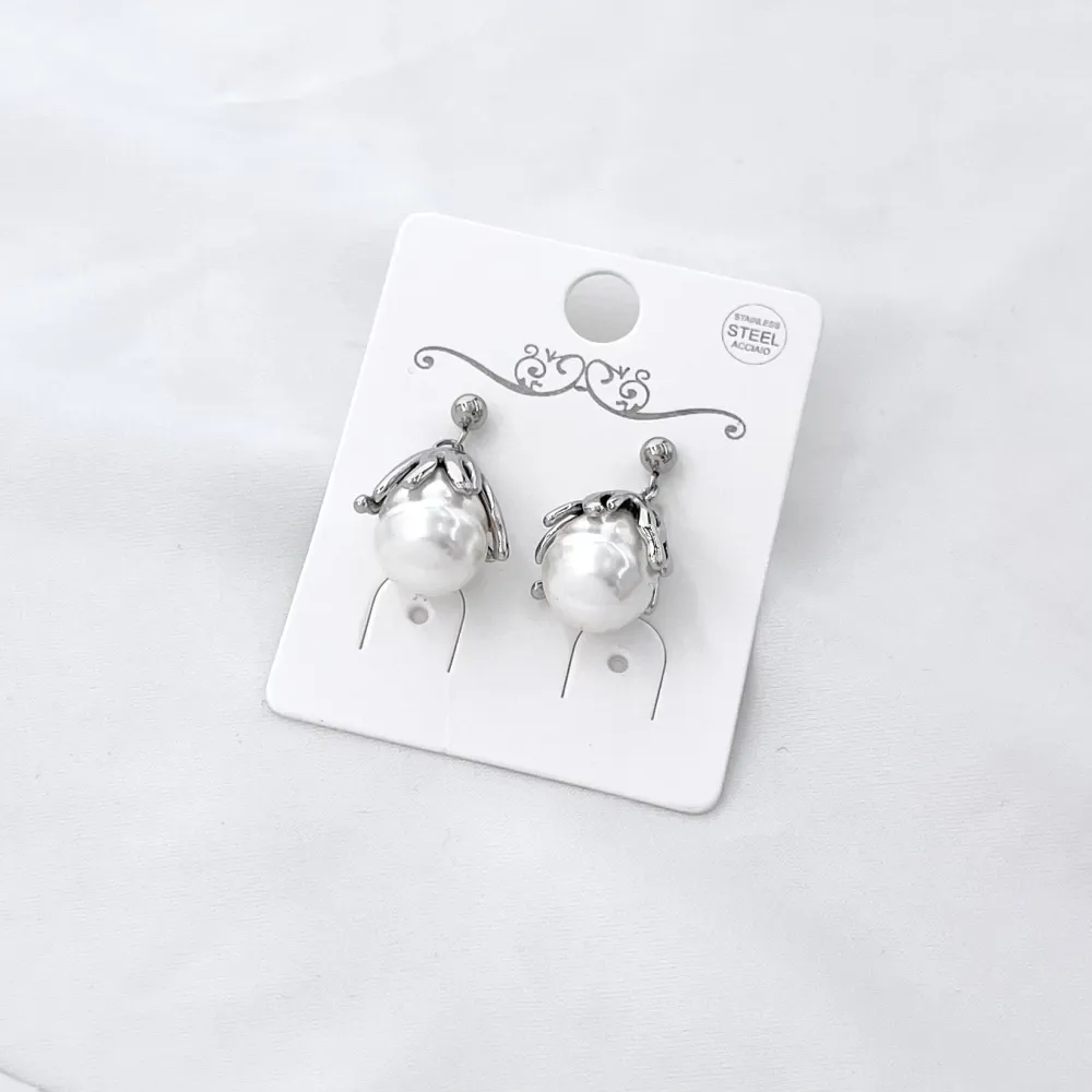Fiore con perla-Orecchini Moda in Acciaio - OR-413-2554