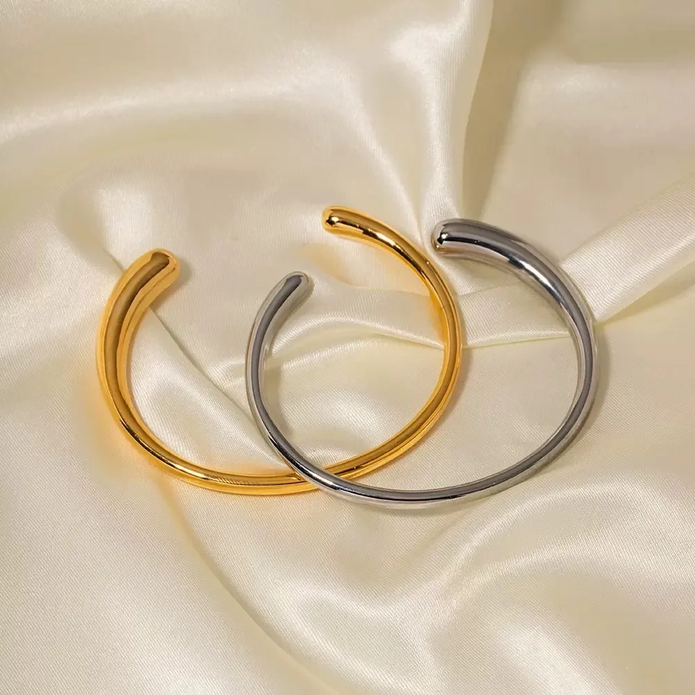 Bracciale Rigido in Acciaio - BR-103-AA6151B