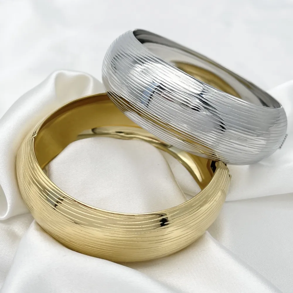 Battute -Bracciale Rigido in Acciaio - BR-103-AA6158B