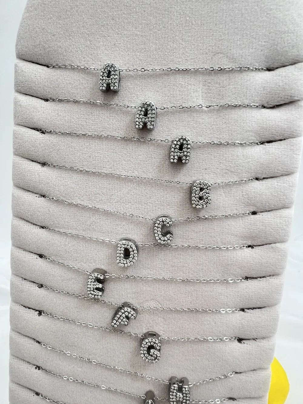 Mix lettera -24pz Collane Corte in Acciaio - CL-795-10547-566