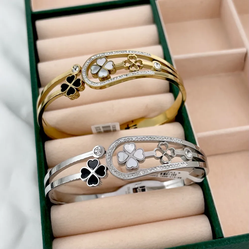 Quadrifoglio e punto luce-Bracciale Rigido in Acciaio - BR-413-8691