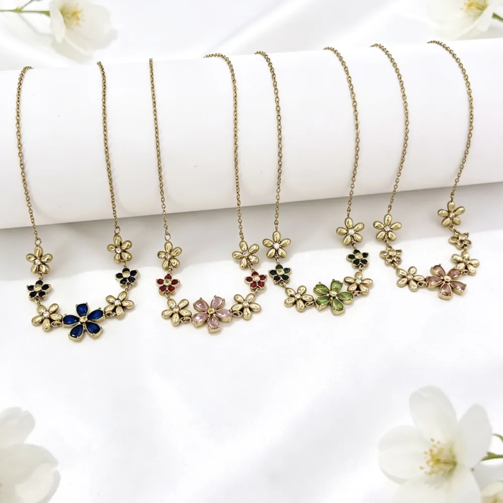 Fiori-Collana Corta in Acciaio - CL-795-10648