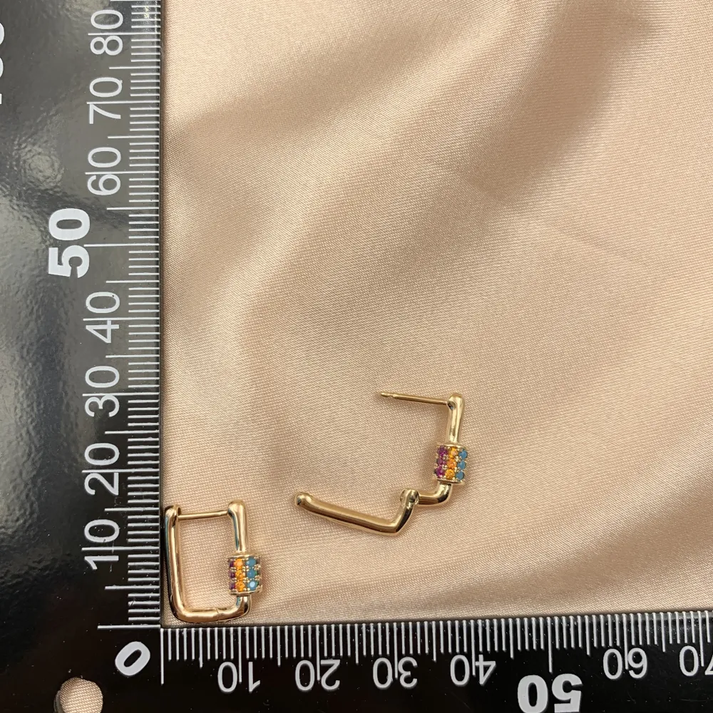 OMZ6740-Rettangolare- Orecchini con Zirconia_2