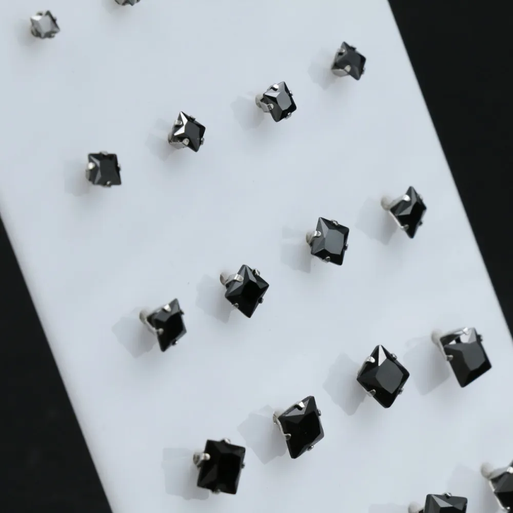 Orecchini punto luce QUADRATO Scalare a lobo in acciaio  (Conf. - 12 Paia Punto Luce QUADRATO Scalare