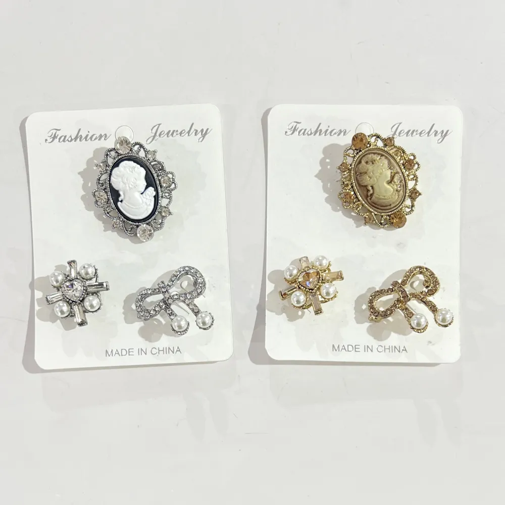 Cameo Fiocco Sacro Cuore-Set 3Pz Spille in Metallo - SP-312-392