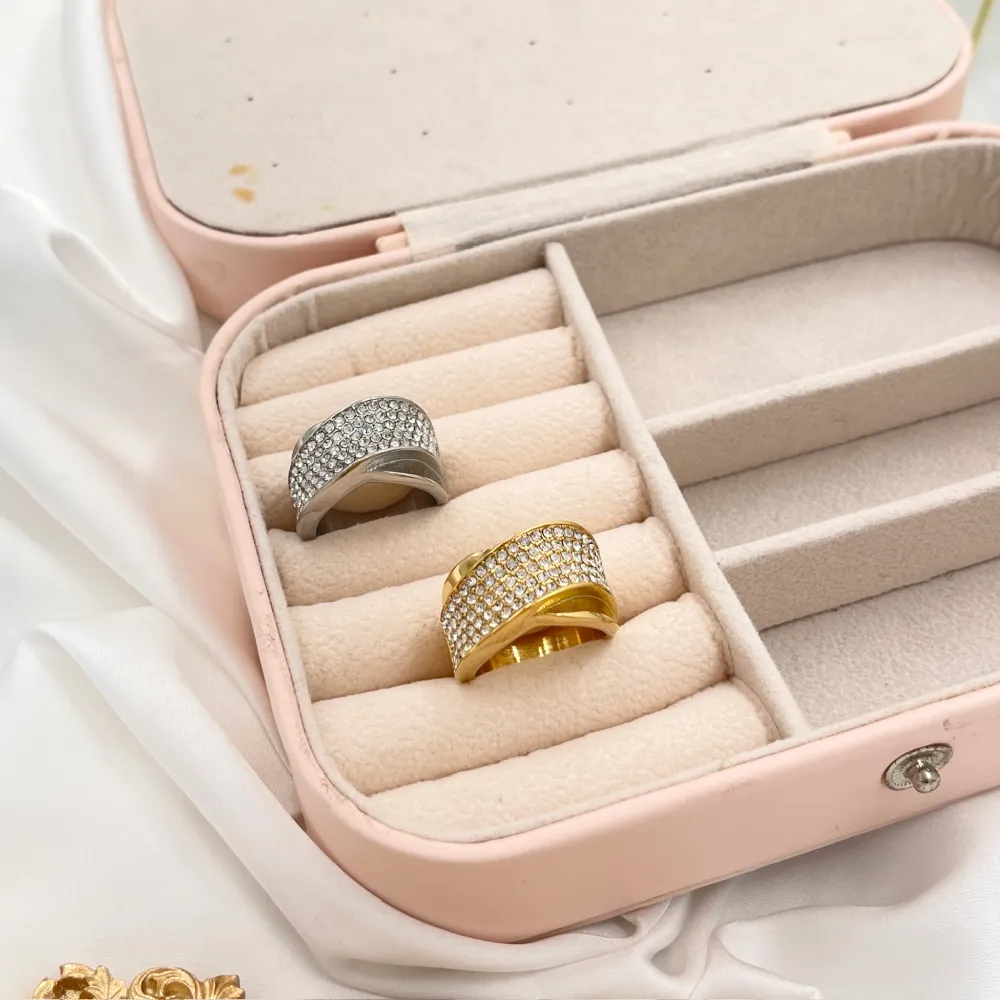 Onda con Strass-Anello in Acciaio con Misura - AAM-103-AA2011R