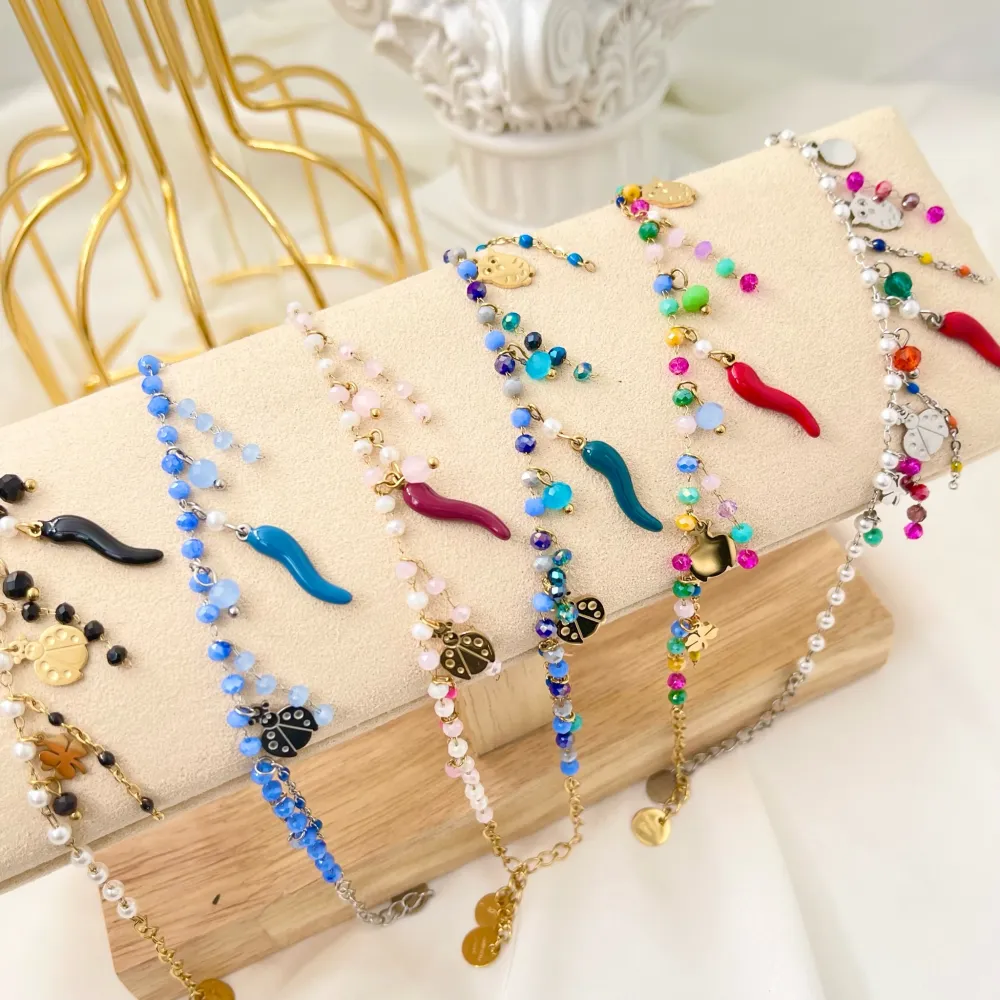 Cornino con Pendenti-Bracciale in Acciaio com Chiusura - BAC-103-AA1181B (Bianco)